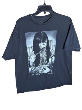 Mako Black Anime Graphic Horror Spencer's Manga Short Sleeve Shirt Size XL